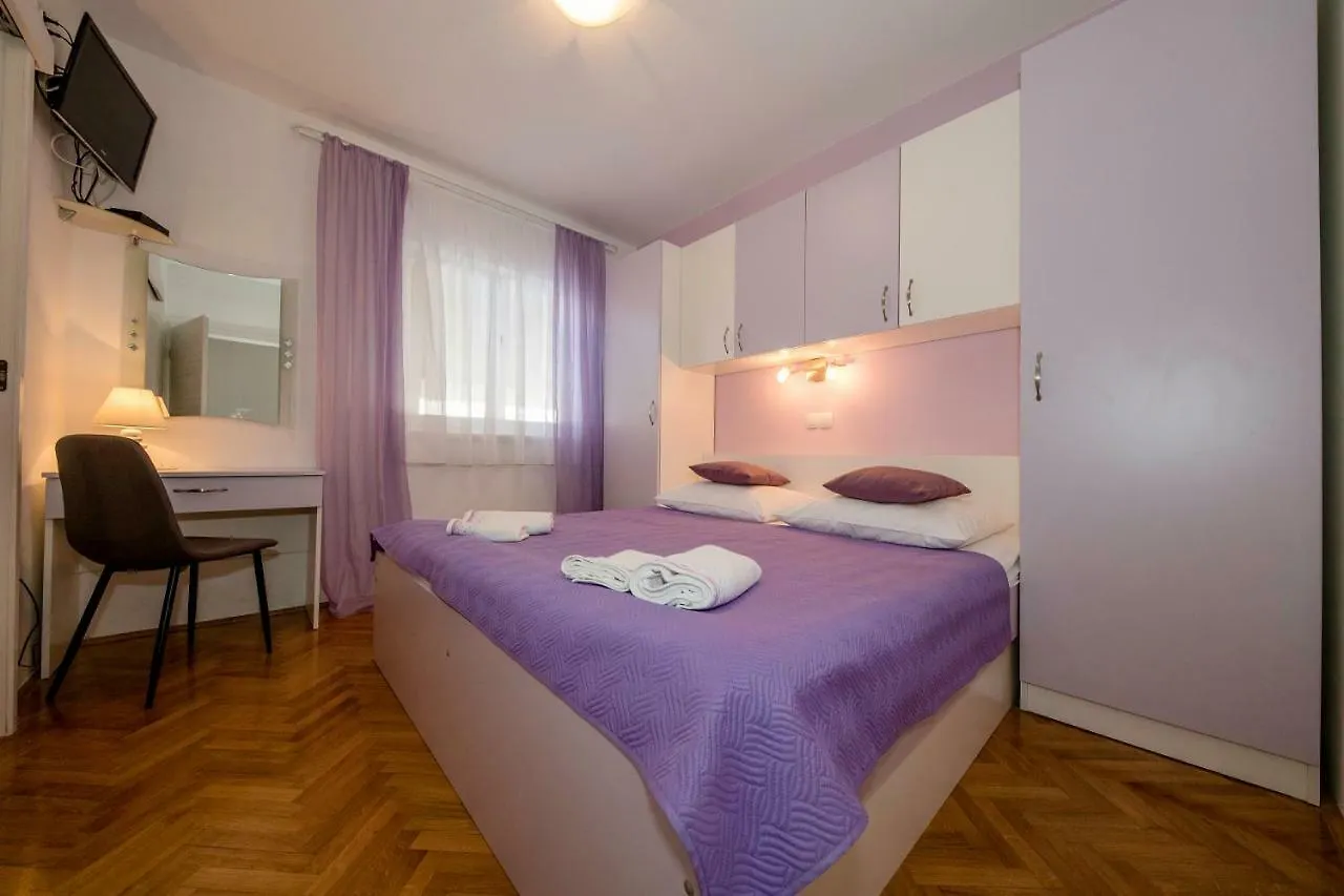 Lili Rab Apartment Rab Town Croatia