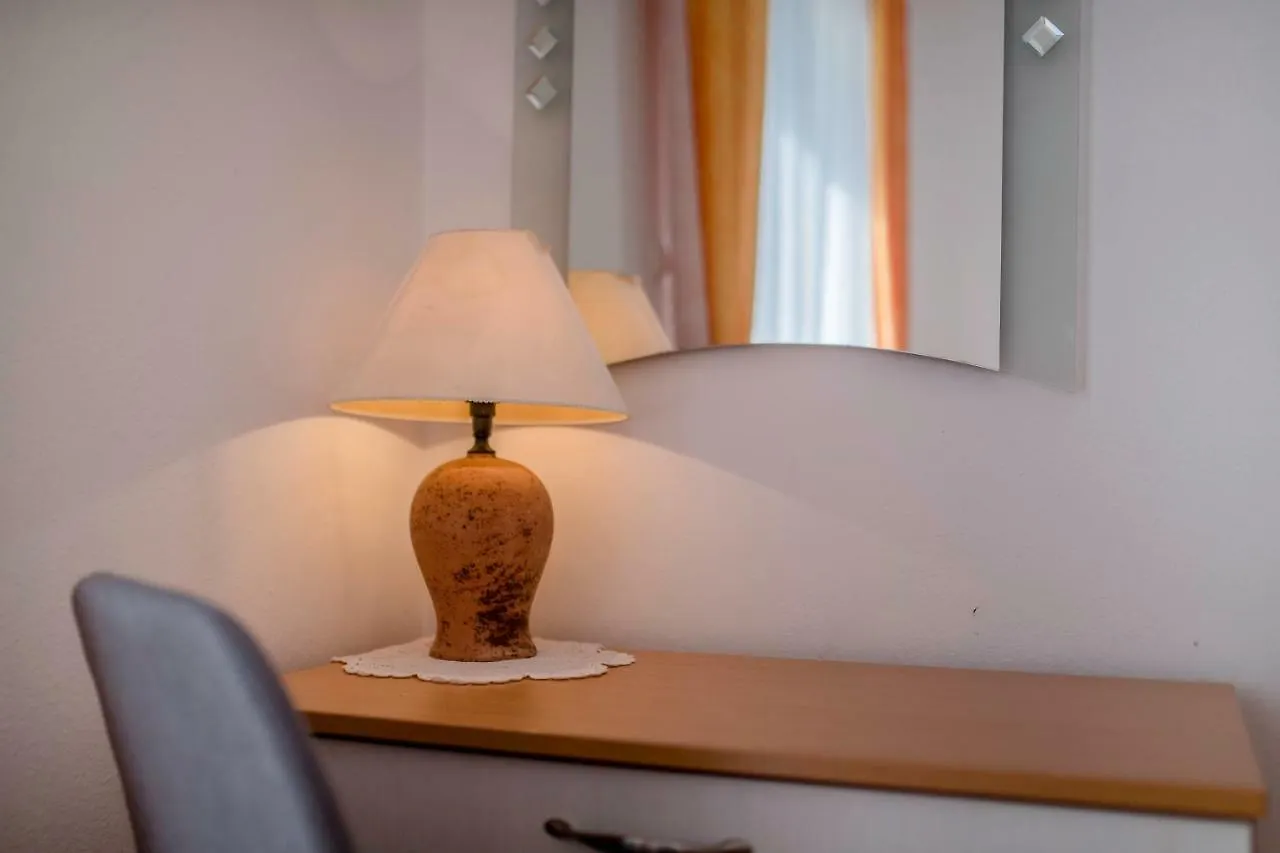Lili Rab Apartment Rab Town 0*,  Croatia
