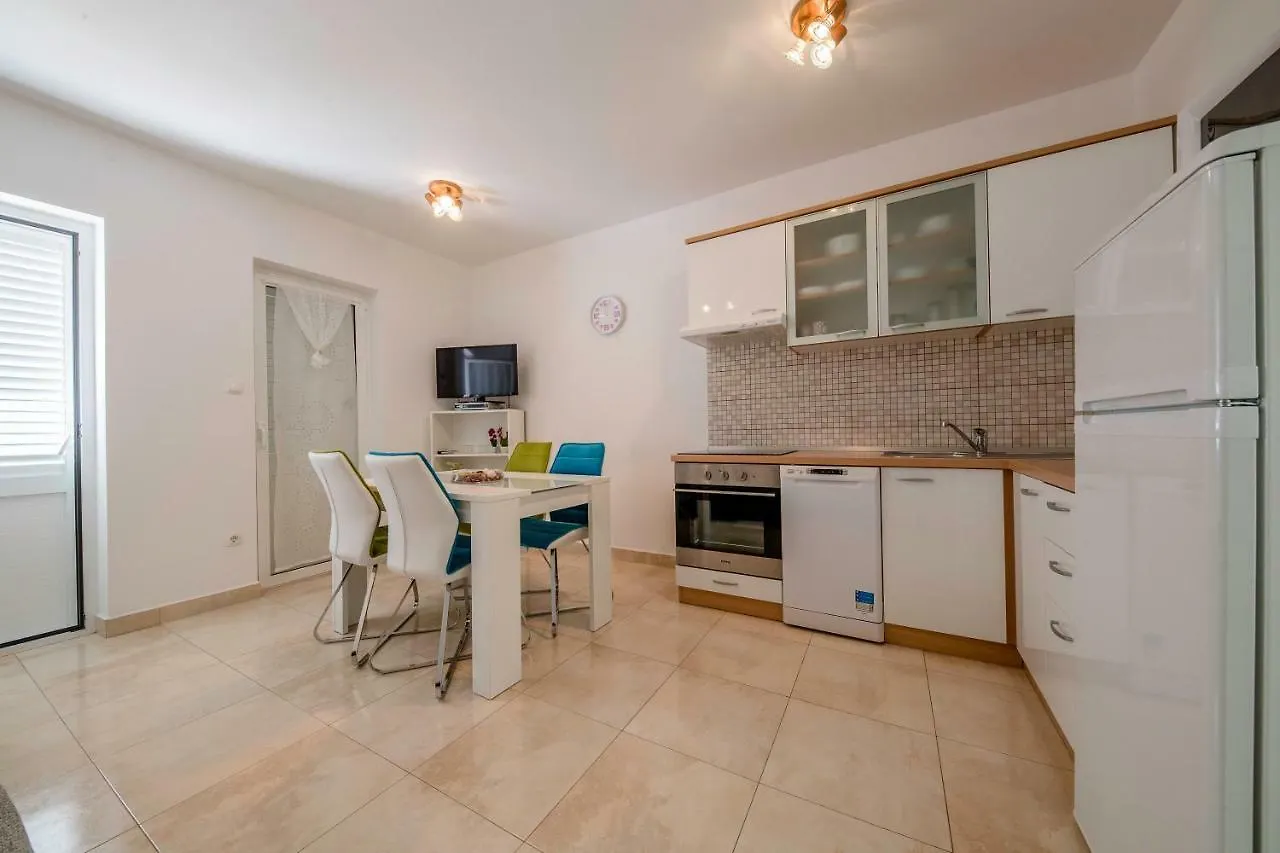 Lili Rab Apartment Rab Town