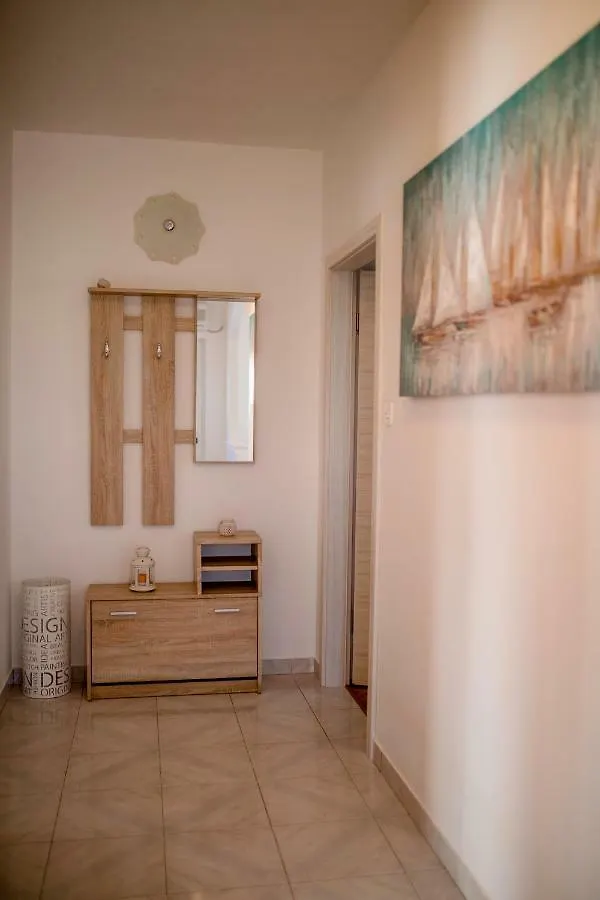 Lili Rab Apartment Rab Town